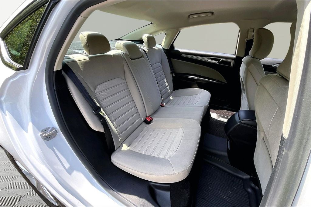 2019 Ford Fusion S