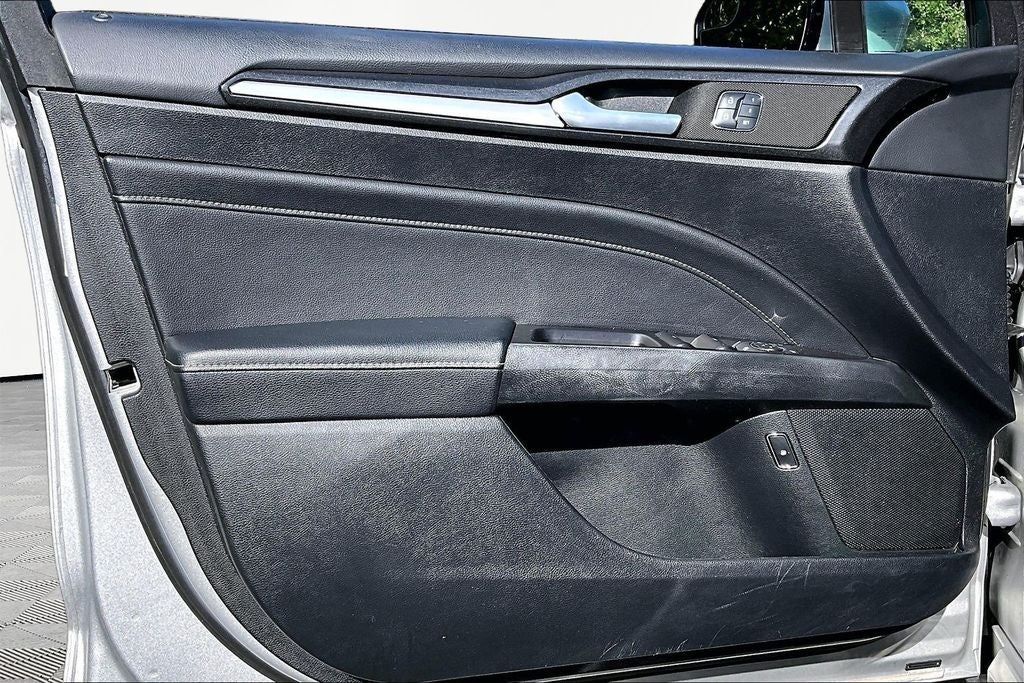 2017 Ford Fusion Hybrid Titanium