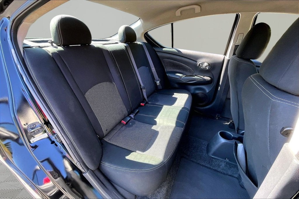 2017 Nissan Versa 1.6 SV