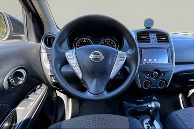 2017 Nissan Versa 1.6 SV