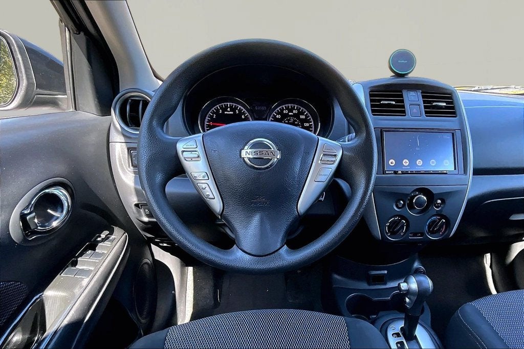 2017 Nissan Versa 1.6 SV
