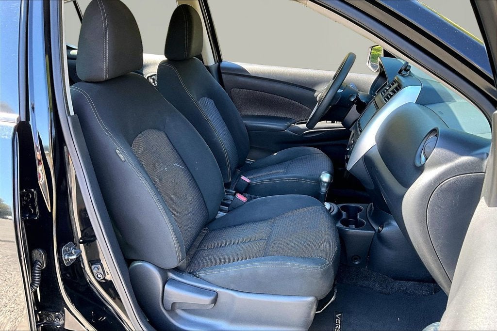 2017 Nissan Versa 1.6 SV