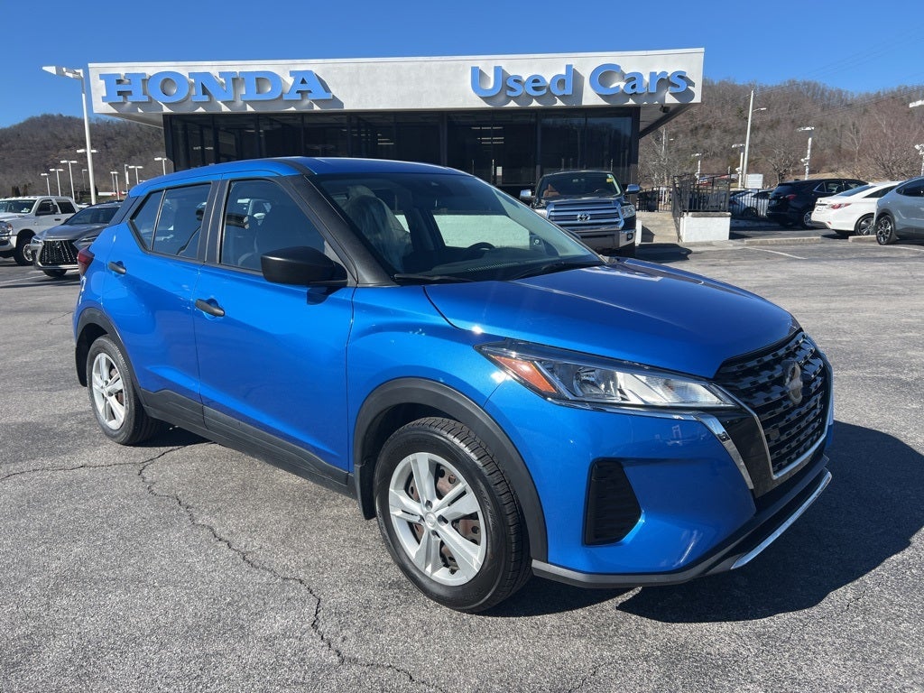 2022 Nissan Kicks S
