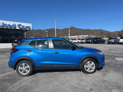 2022 Nissan Kicks S