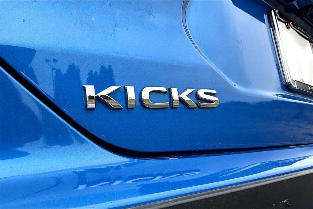 2022 Nissan Kicks S
