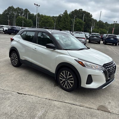 2022 Nissan Kicks SV