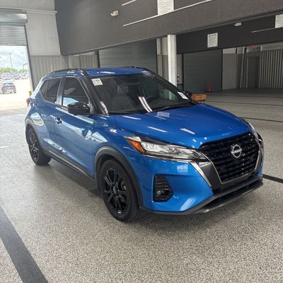 2023 Nissan Kicks SR