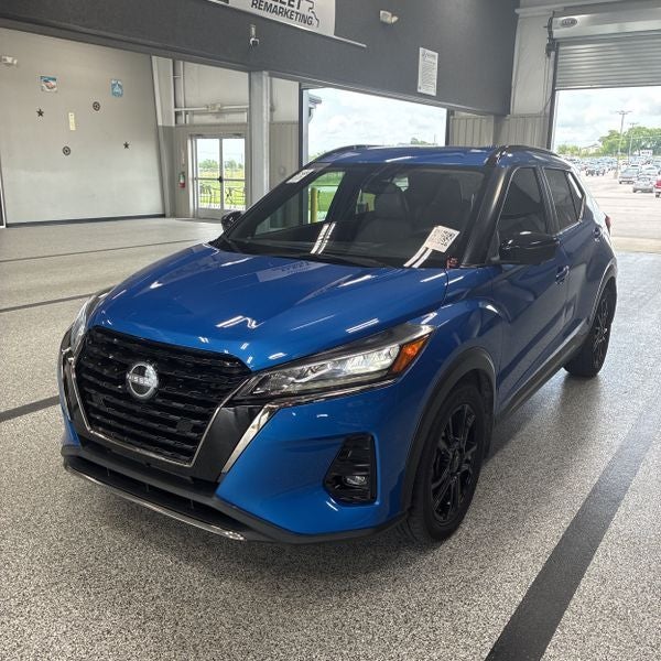 2023 Nissan Kicks SR