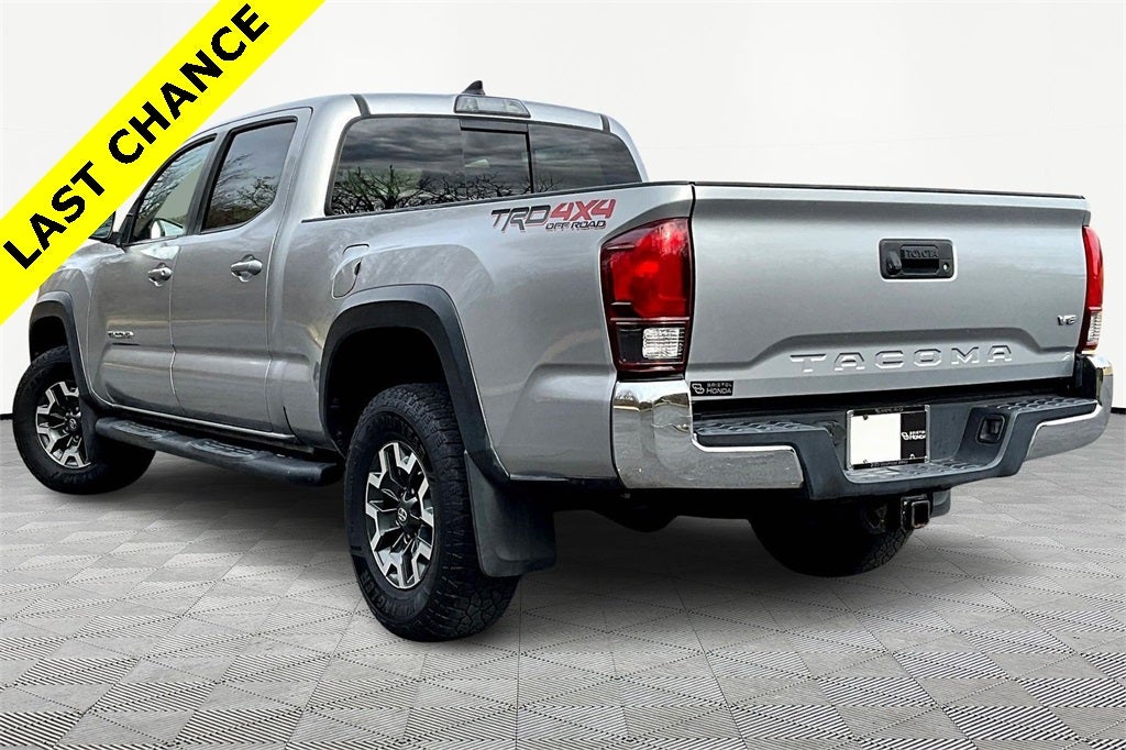 2018 Toyota Tacoma - Image 2