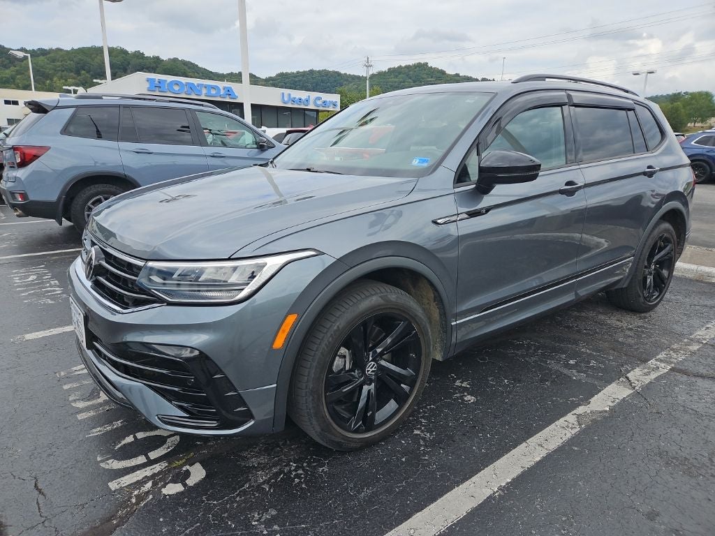 2024 Volkswagen Tiguan 2.0T SE R-Line Black