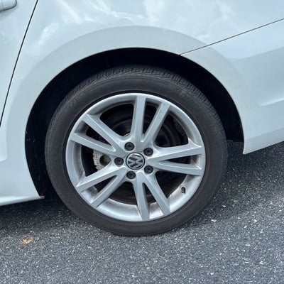 2014 Volkswagen Jetta 2.0L TDI w/Premium/Navigation
