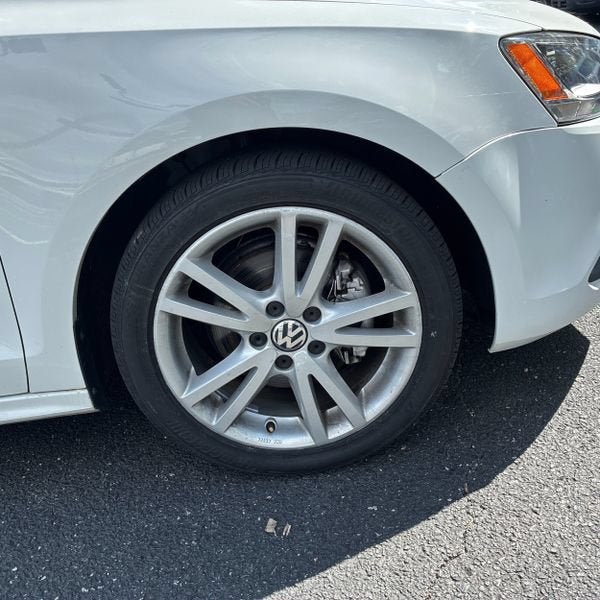 2014 Volkswagen Jetta 2.0L TDI w/Premium/Navigation