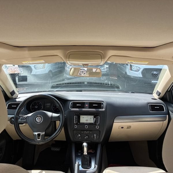 2014 Volkswagen Jetta 2.0L TDI w/Premium/Navigation