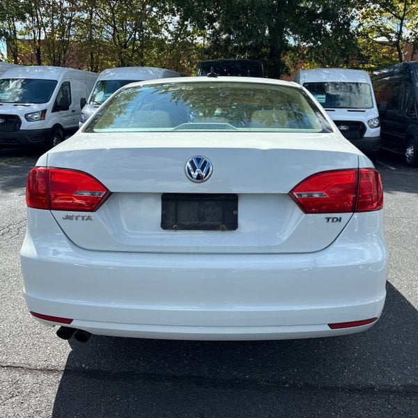 2014 Volkswagen Jetta 2.0L TDI w/Premium/Navigation
