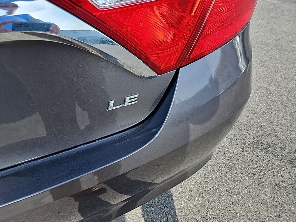 2015 Toyota Camry LE