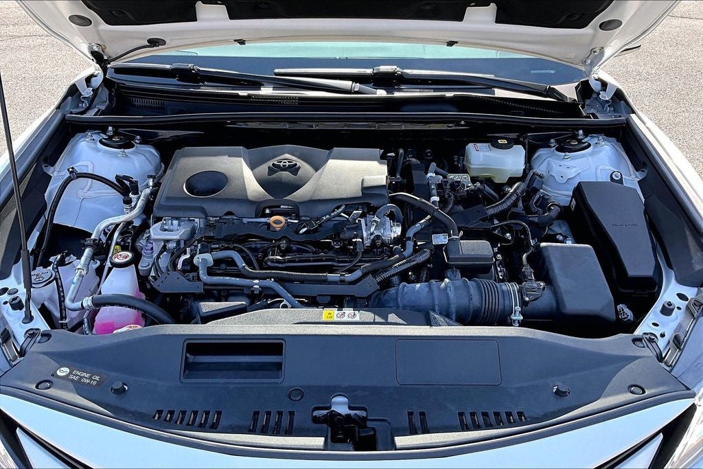 2023 Toyota Camry Hybrid XLE