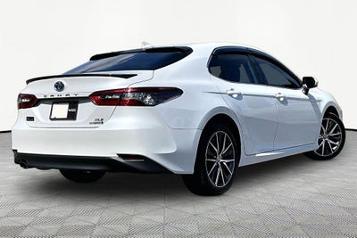 2023 Toyota Camry Hybrid XLE