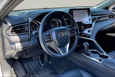 2023 Toyota Camry Hybrid XLE