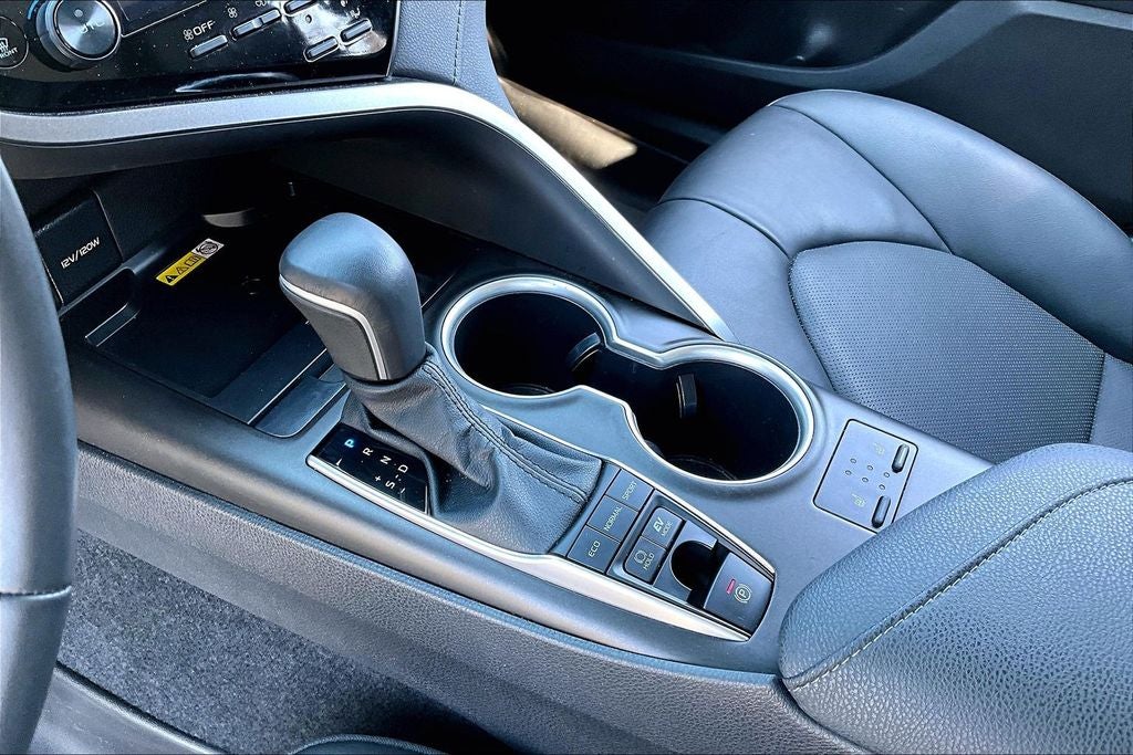 2023 Toyota Camry Hybrid XLE