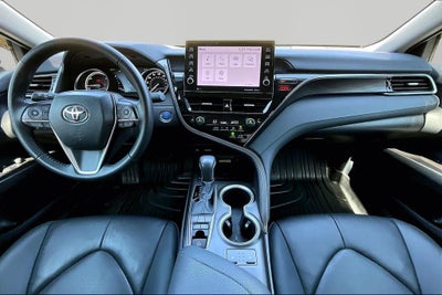2023 Toyota Camry Hybrid XLE