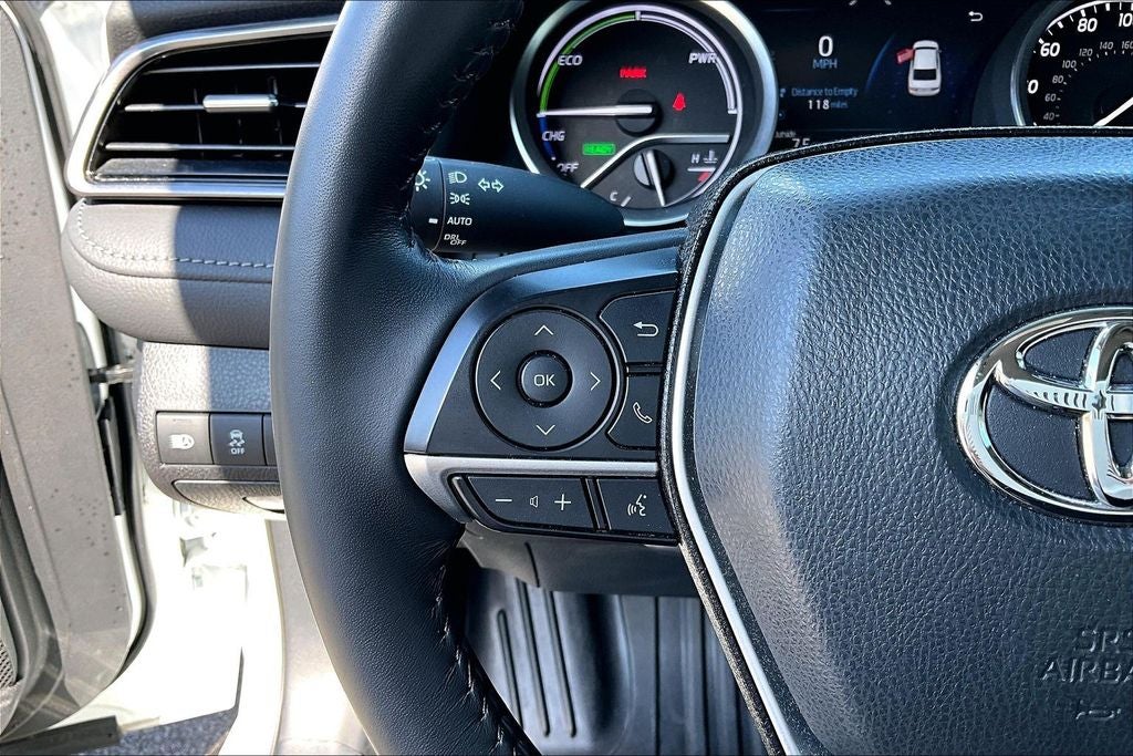 2023 Toyota Camry Hybrid XLE