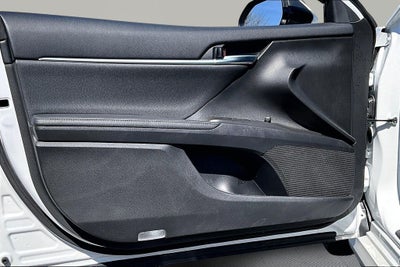 2023 Toyota Camry Hybrid XLE