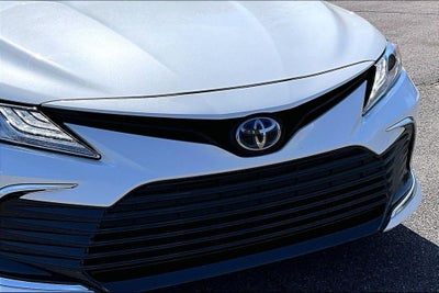 2023 Toyota Camry Hybrid XLE
