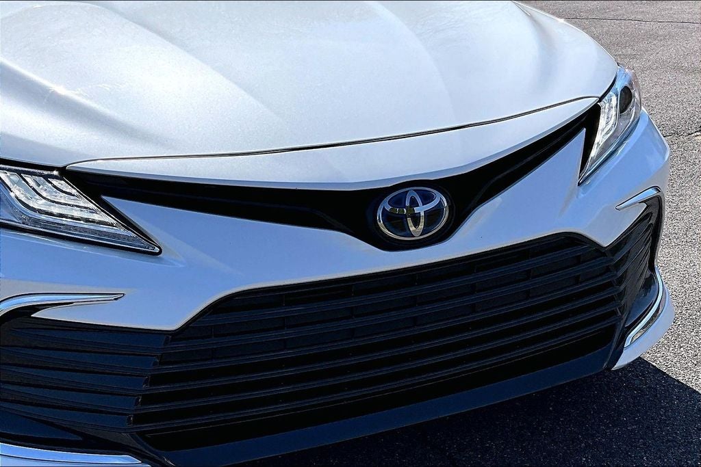 2023 Toyota Camry Hybrid XLE