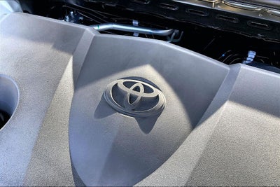 2023 Toyota Camry Hybrid XLE