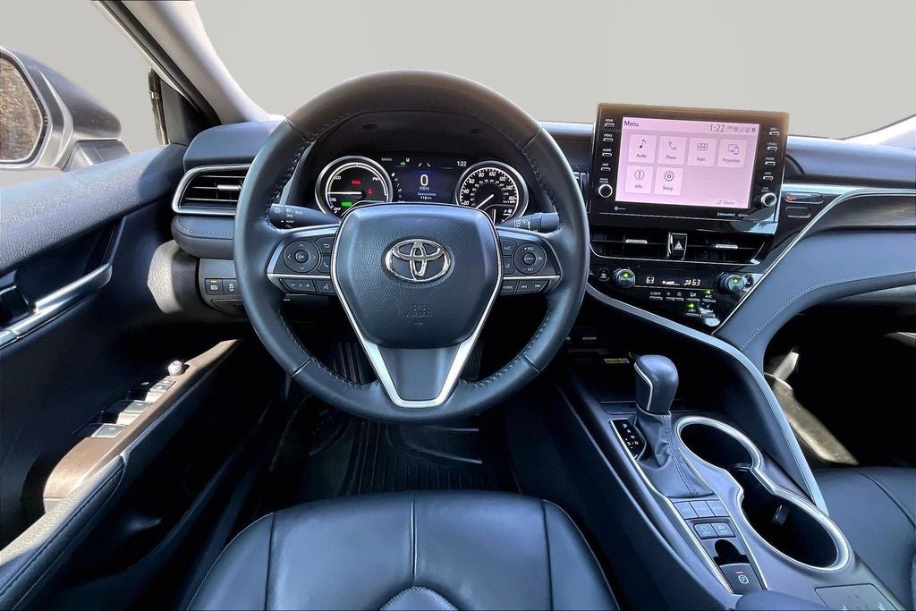 2023 Toyota Camry Hybrid XLE