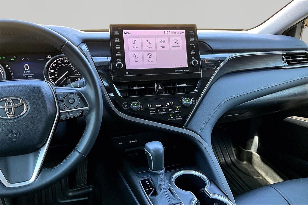 2023 Toyota Camry Hybrid XLE