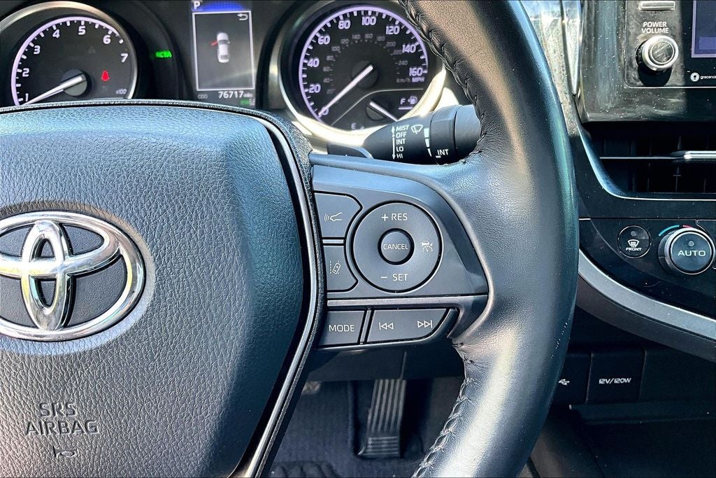 2022 Toyota Camry SE