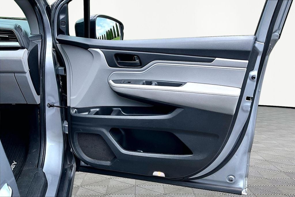 2020 Honda Odyssey EX-L w/Navigation and Rear Entertainment System