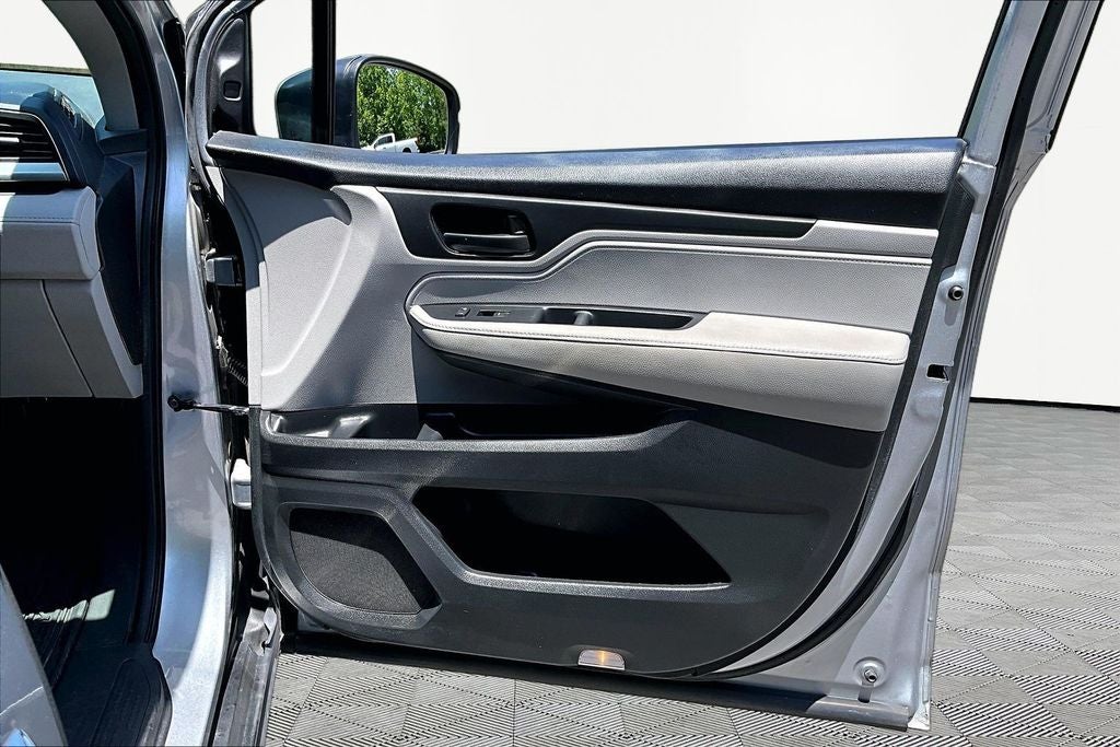 2019 Honda Odyssey EX-L w/Navigation and Rear Entertainment System