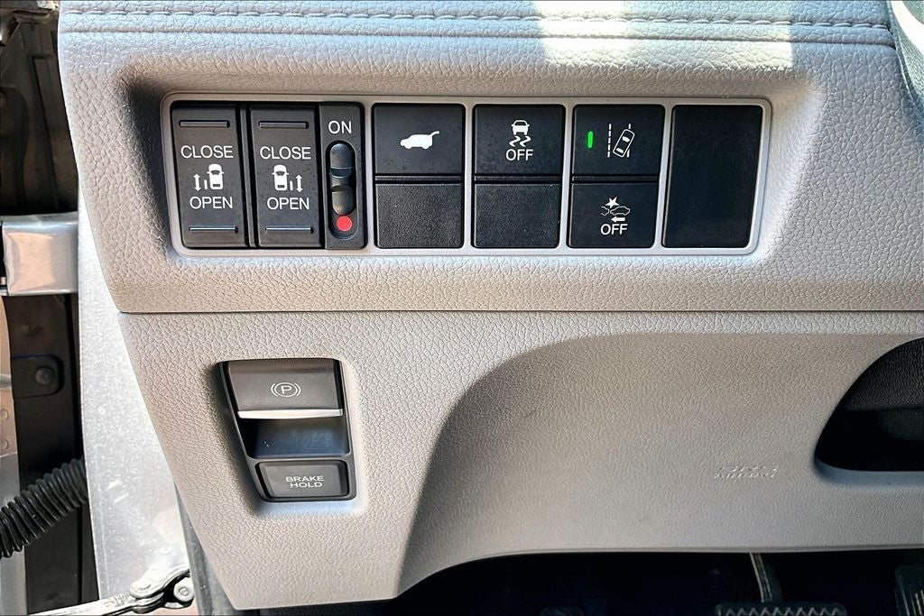 2019 Honda Odyssey EX-L w/Navigation and Rear Entertainment System