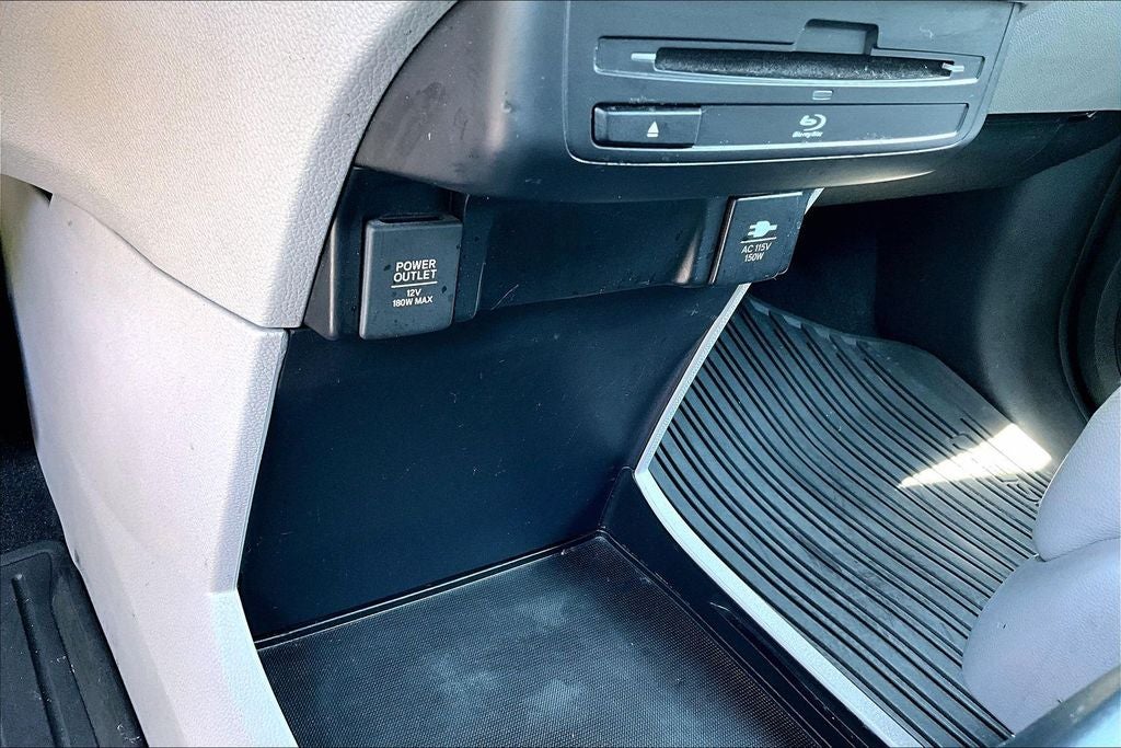 2019 Honda Odyssey EX-L w/Navigation and Rear Entertainment System