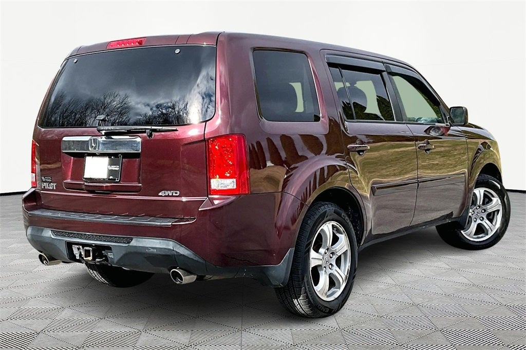2015 Honda Pilot EX-L w/Rear Entertainment System