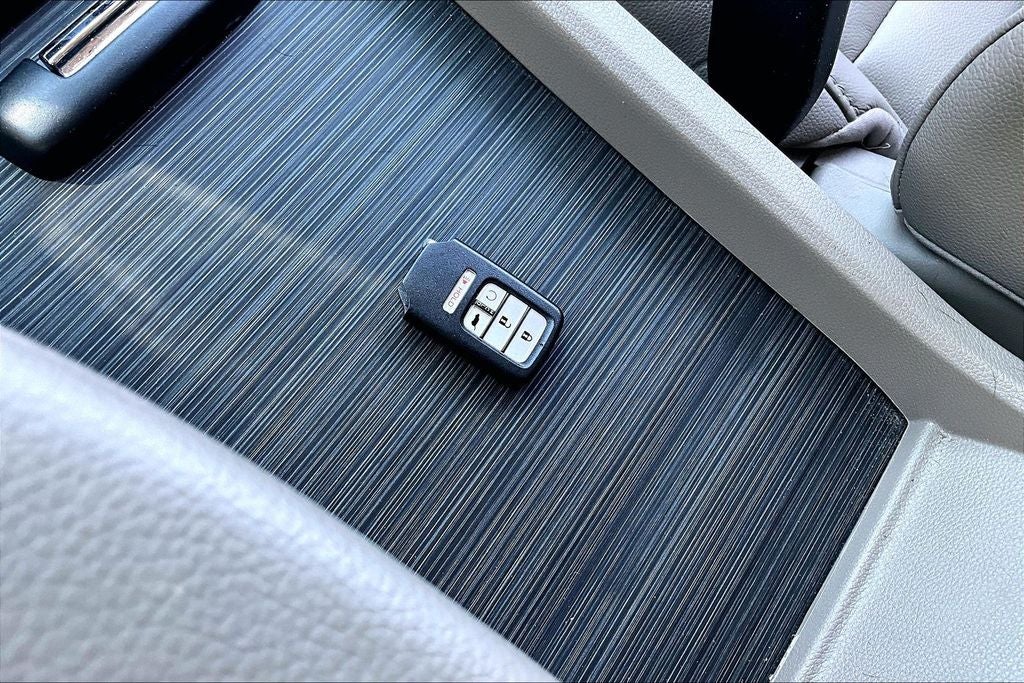 2022 Honda Pilot Touring - Photo 11
