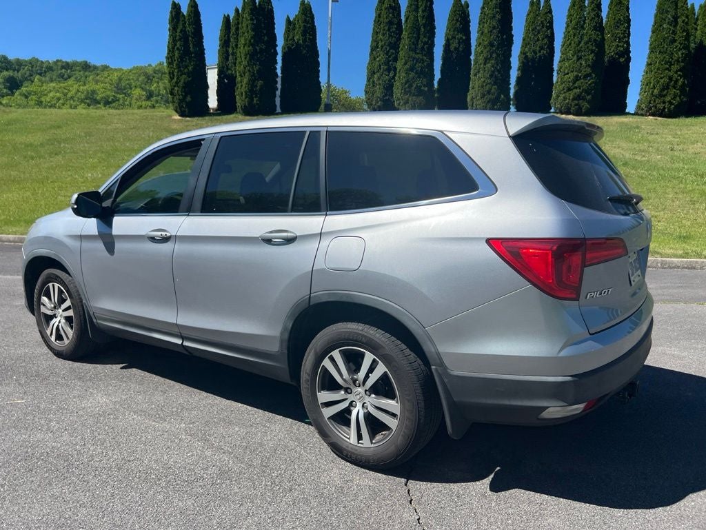 2017 Honda Pilot EX-L w/Rear Entertainment System
