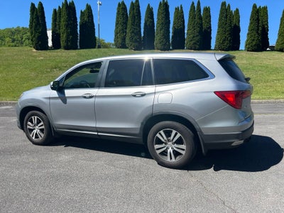 2017 Honda Pilot EX-L w/Rear Entertainment System