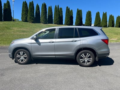 2017 Honda Pilot EX-L w/Rear Entertainment System