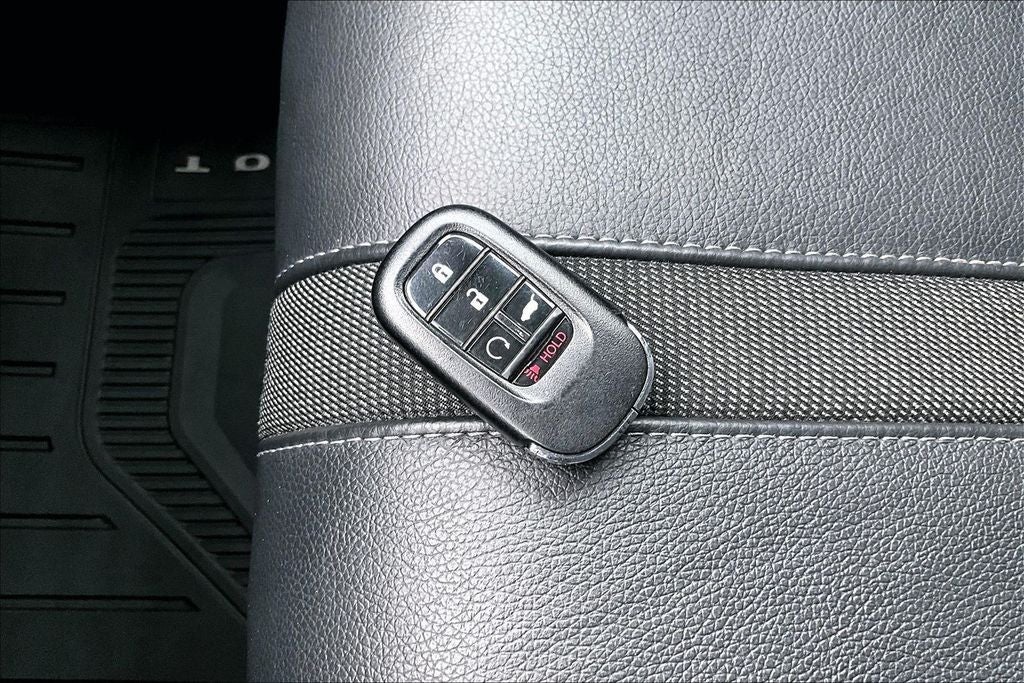 2023 Honda Pilot EX-L 8 Passenger