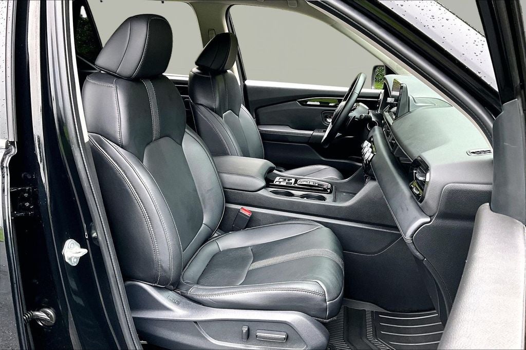 2023 Honda Pilot EX-L 8 Passenger