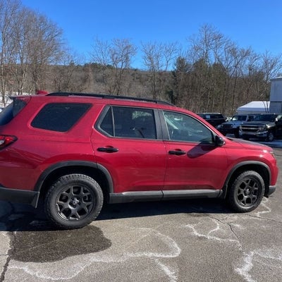 2023 Honda Pilot TrailSport