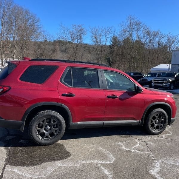 2023 Honda Pilot TrailSport