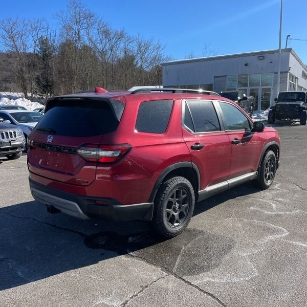 2023 Honda Pilot TrailSport