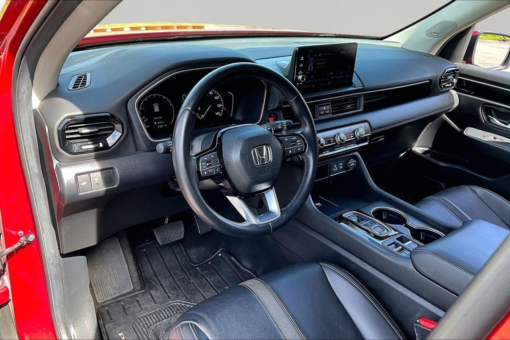 2025 Honda Pilot Touring