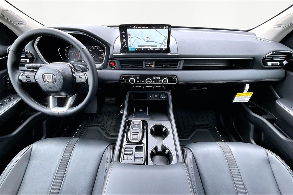 2025 Honda Pilot Touring