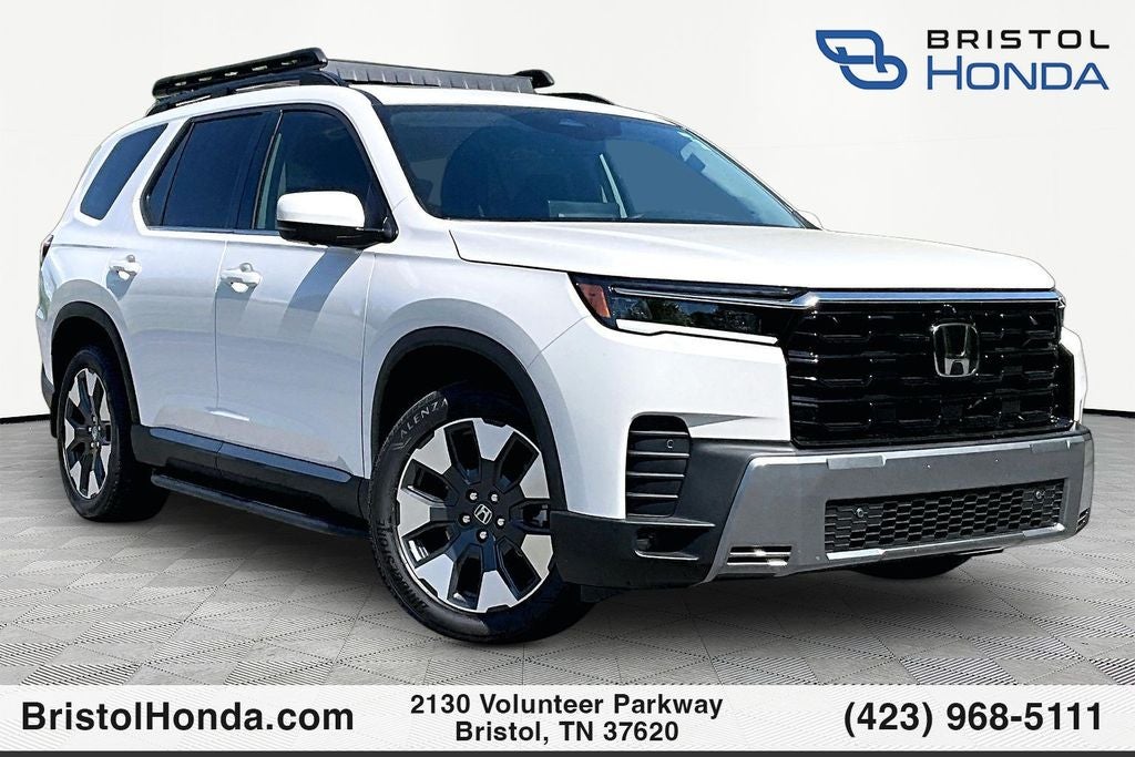 2026 Honda Pilot Touring AWD's photo
