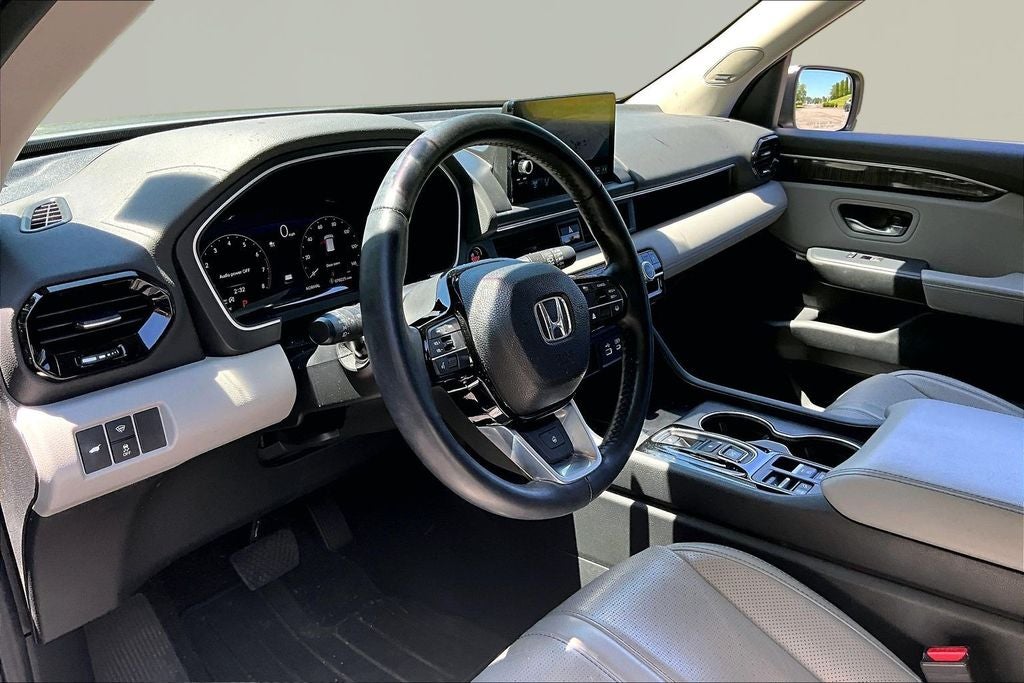 2023 Honda Pilot Elite